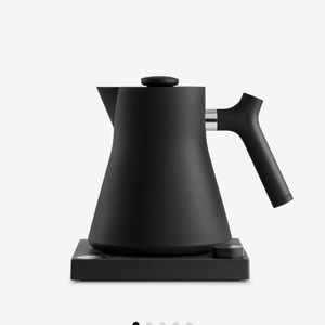 Corvo EKG Electric Kettle Matte Black
